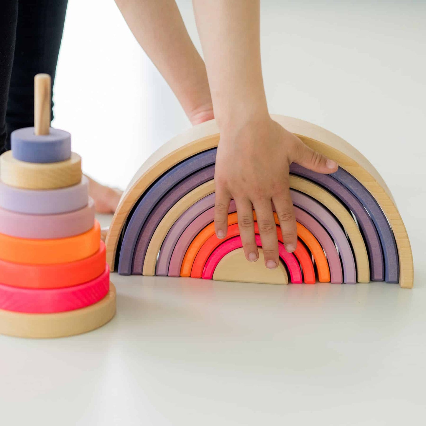 Grimms - Rainbow Neon Pink