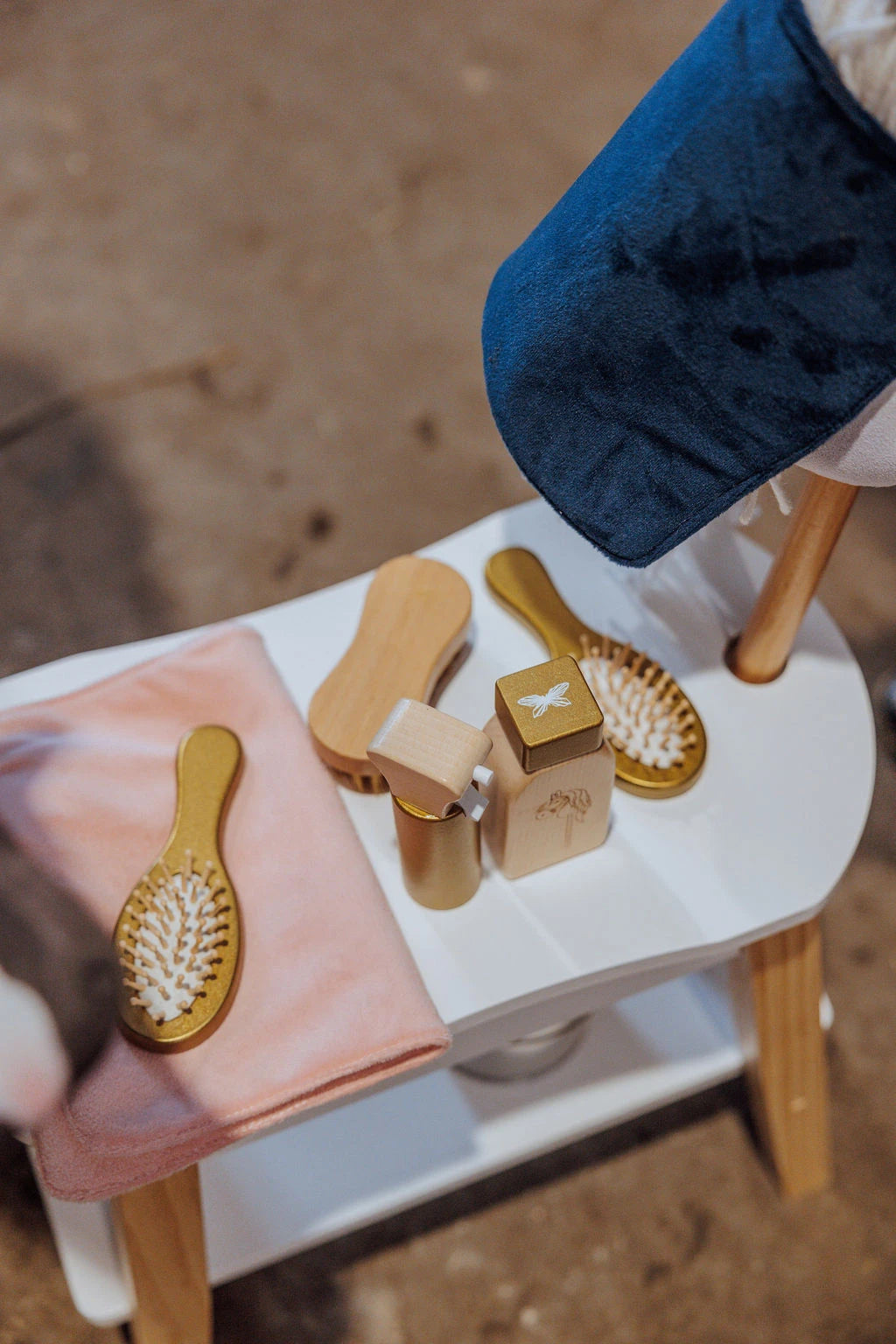 byASTRUP – Dækken og Hut, Navy