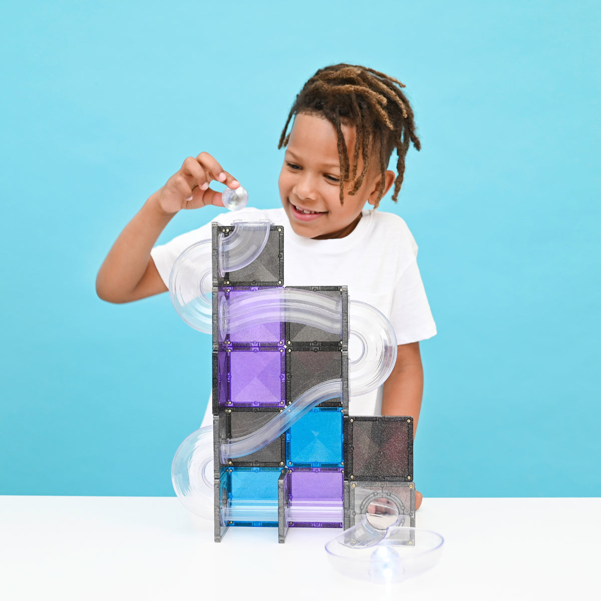 Connetix Ball Run Galaxy Pack – 61 dele med lysbolde og glitterfliser