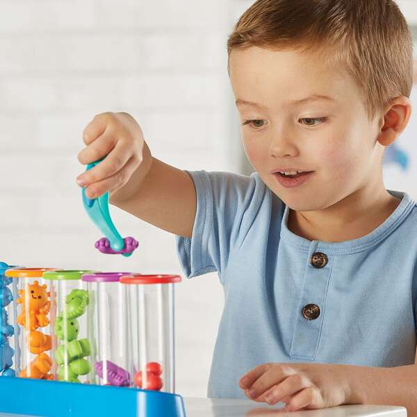 Learning Resources - Silly Science – Finmotorik & Sorteringssæt