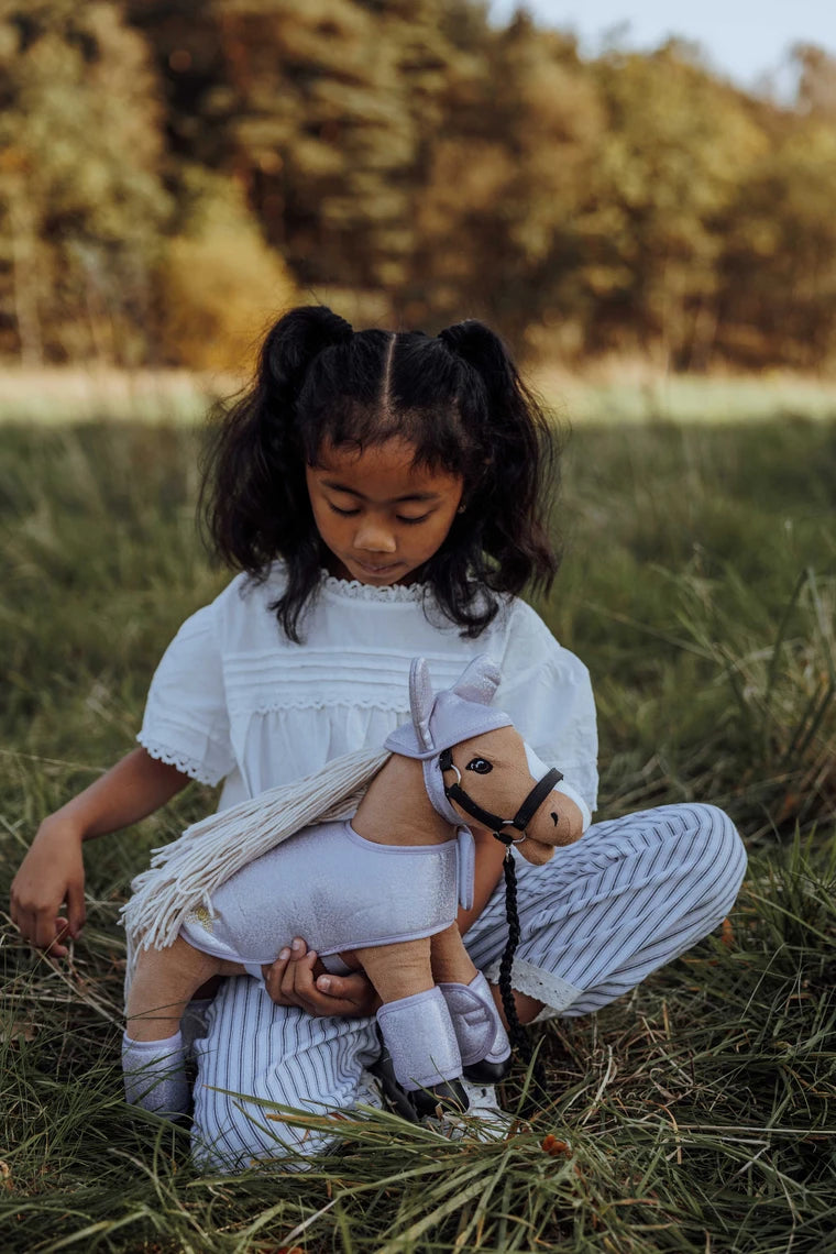 byASTRUP – Dækken, Sadelunderlag, Gamascher og Hut – Lilla