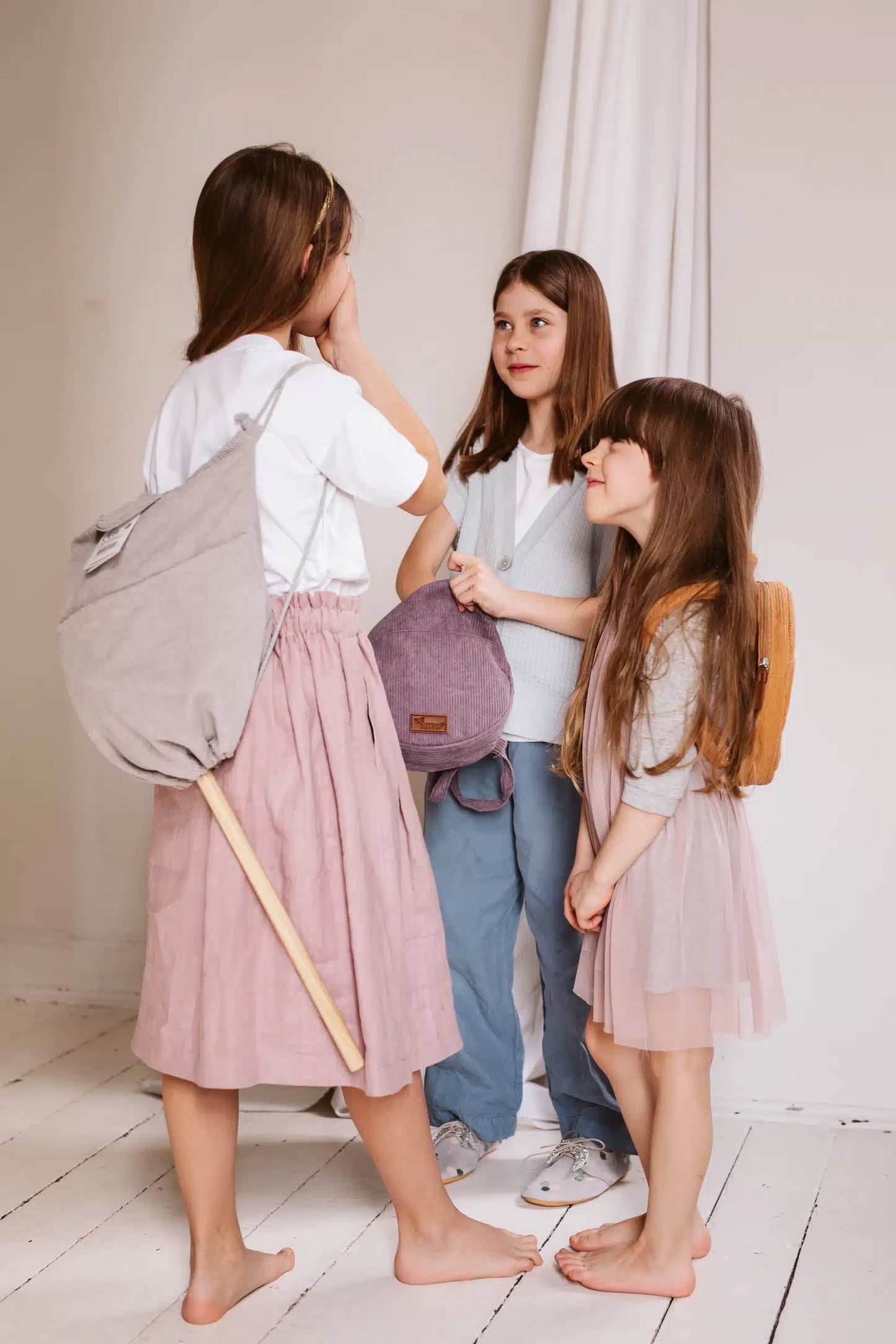 byAstrup - Kæphest, sort